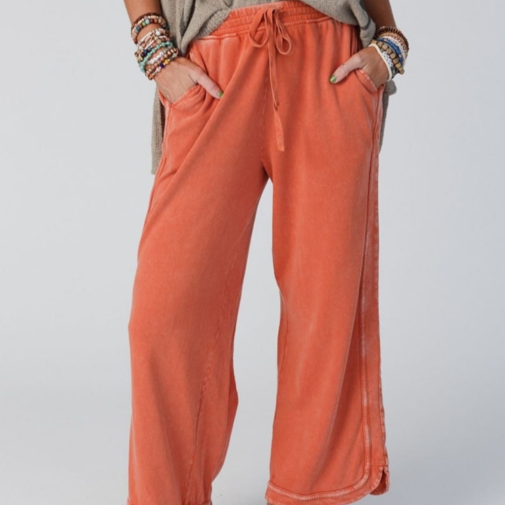 Three Bird Nest Crop Pants in beautiful coral.